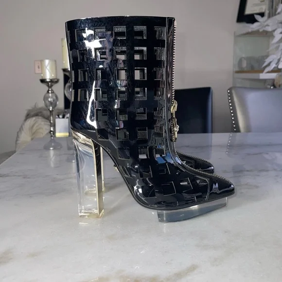 Versace Black Patent Leather Plexiglass PVC Platform Cutout Caged Boots Moody - Picture 8 of 17